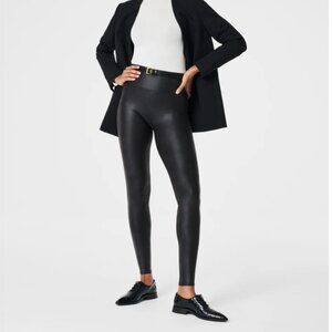Spanx Faux Leather Leggings in Black -- Size XS